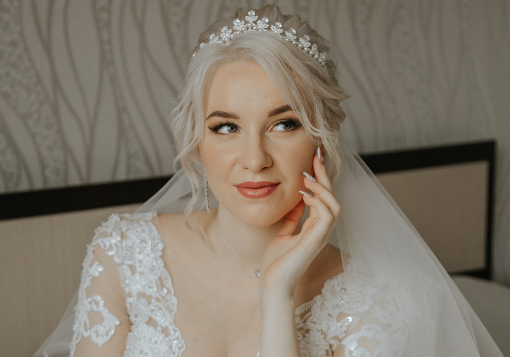 capelli biondi sposa